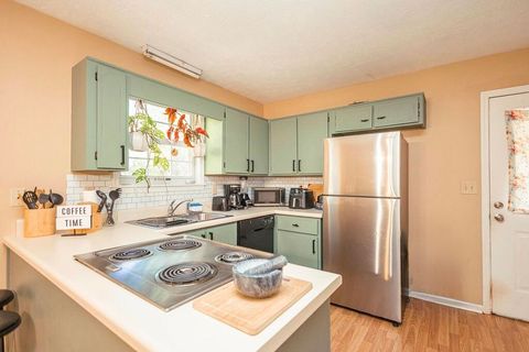Tiny photo for 209 Thurmond Street, Edgefield, SC 29824 (MLS # 219169)
