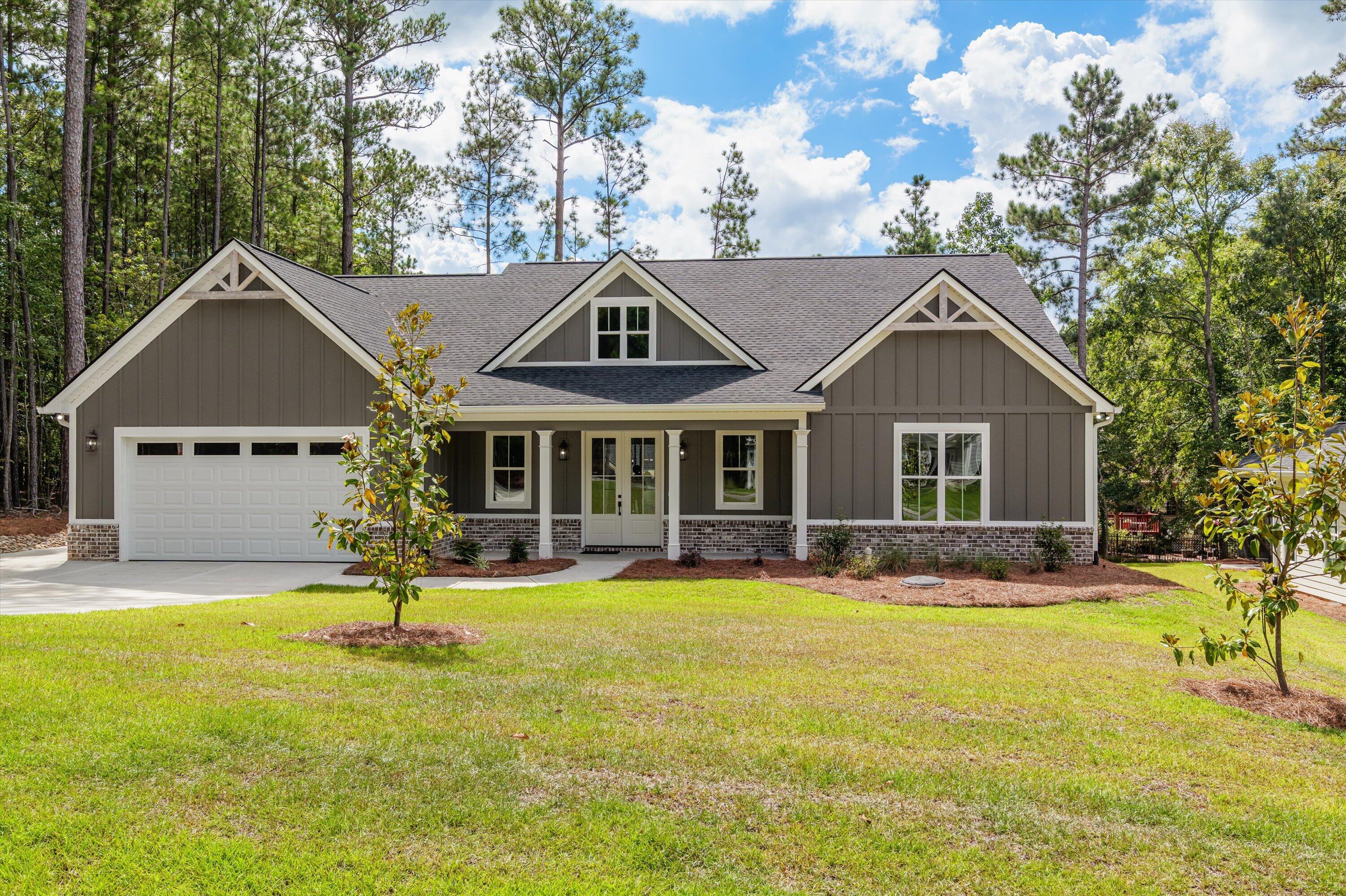 306 Clipper Trace
