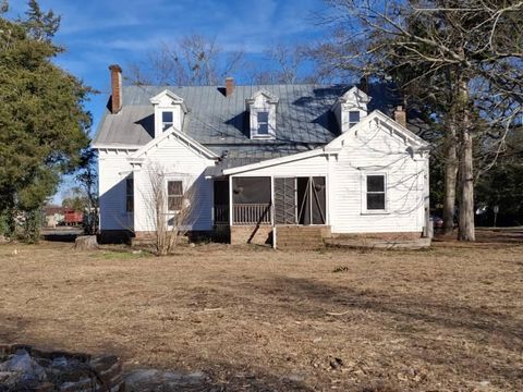 Tiny photo for 200 Dubose Street, Ridge Spring, SC 29129 (MLS # 221360)