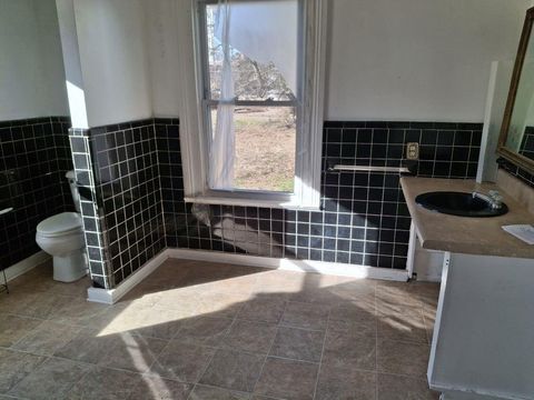 Tiny photo for 200 Dubose Street, Ridge Spring, SC 29129 (MLS # 221360)