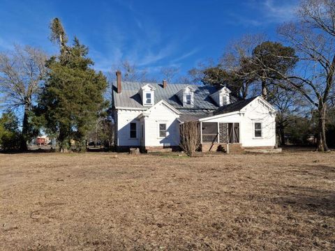 Tiny photo for 200 Dubose Street, Ridge Spring, SC 29129 (MLS # 221360)