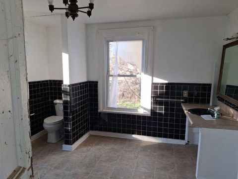 Tiny photo for 200 Dubose Street, Ridge Spring, SC 29129 (MLS # 221360)