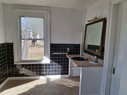 Tiny photo for 200 Dubose Street, Ridge Spring, SC 29129 (MLS # 221360)