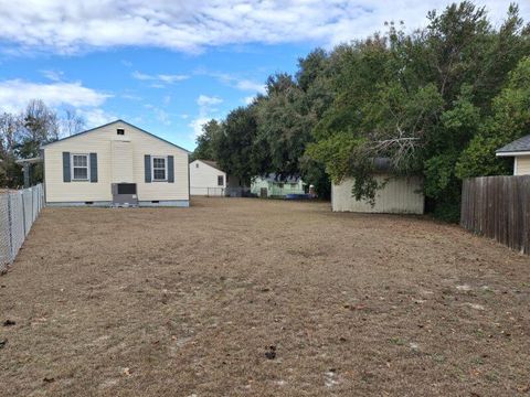 Tiny photo for 102 Iroquois Street, Aiken, SC 29801 (MLS # 221070)