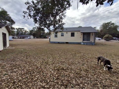 Tiny photo for 102 Iroquois Street, Aiken, SC 29801 (MLS # 221070)