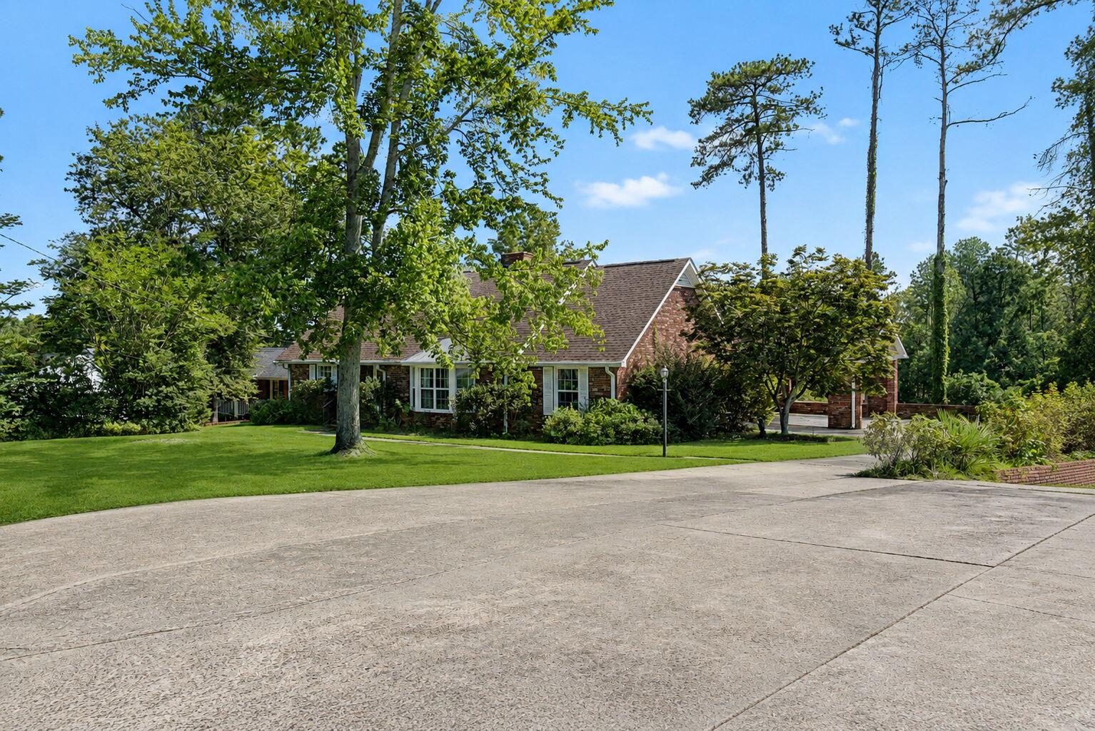 2223 Morningside Drive