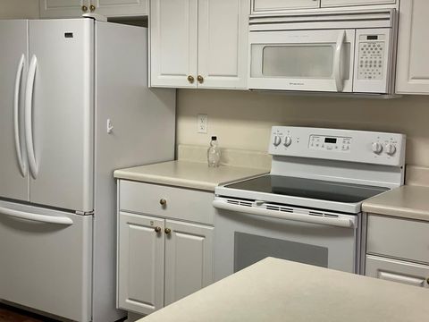 Tiny photo for 612 Kensington Court, Aiken, SC 29803 (MLS # 221696)