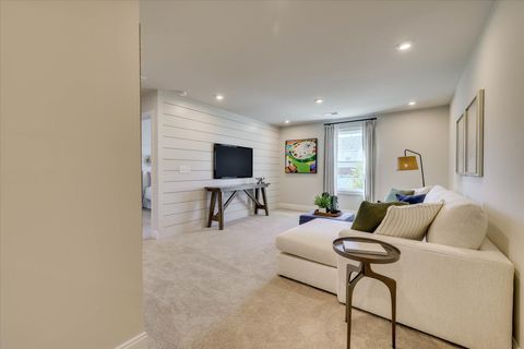 Tiny photo for 332 Pennyweight Lane, North Augusta, SC 29860 (MLS # 220042)