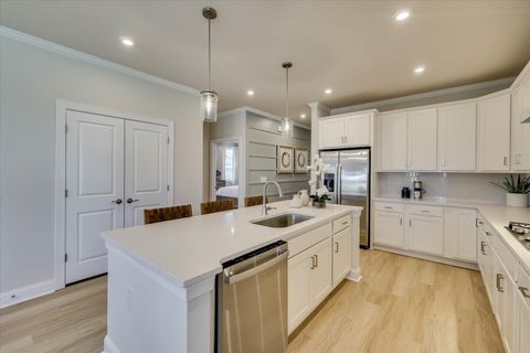 Tiny photo for 332 Pennyweight Lane, North Augusta, SC 29860 (MLS # 220042)