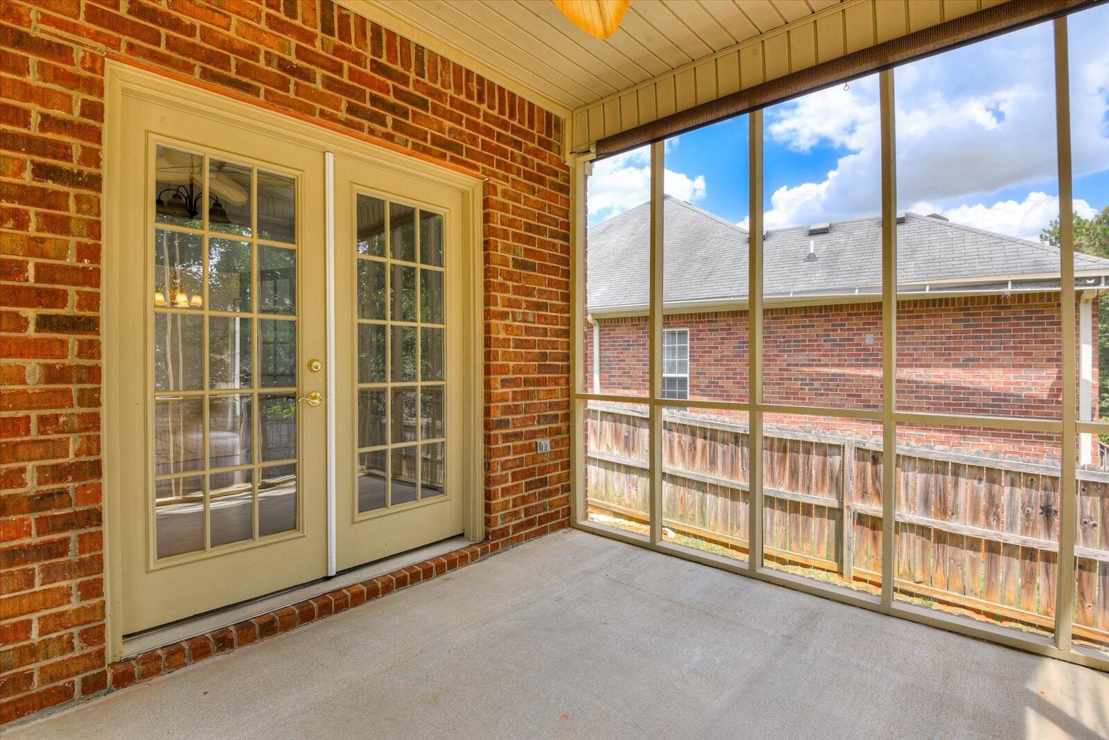 Aiken, South Carolina 29803, United States, 5 Bedrooms Bedrooms, ,3 BathroomsBathrooms,Residential,Contingent,53655