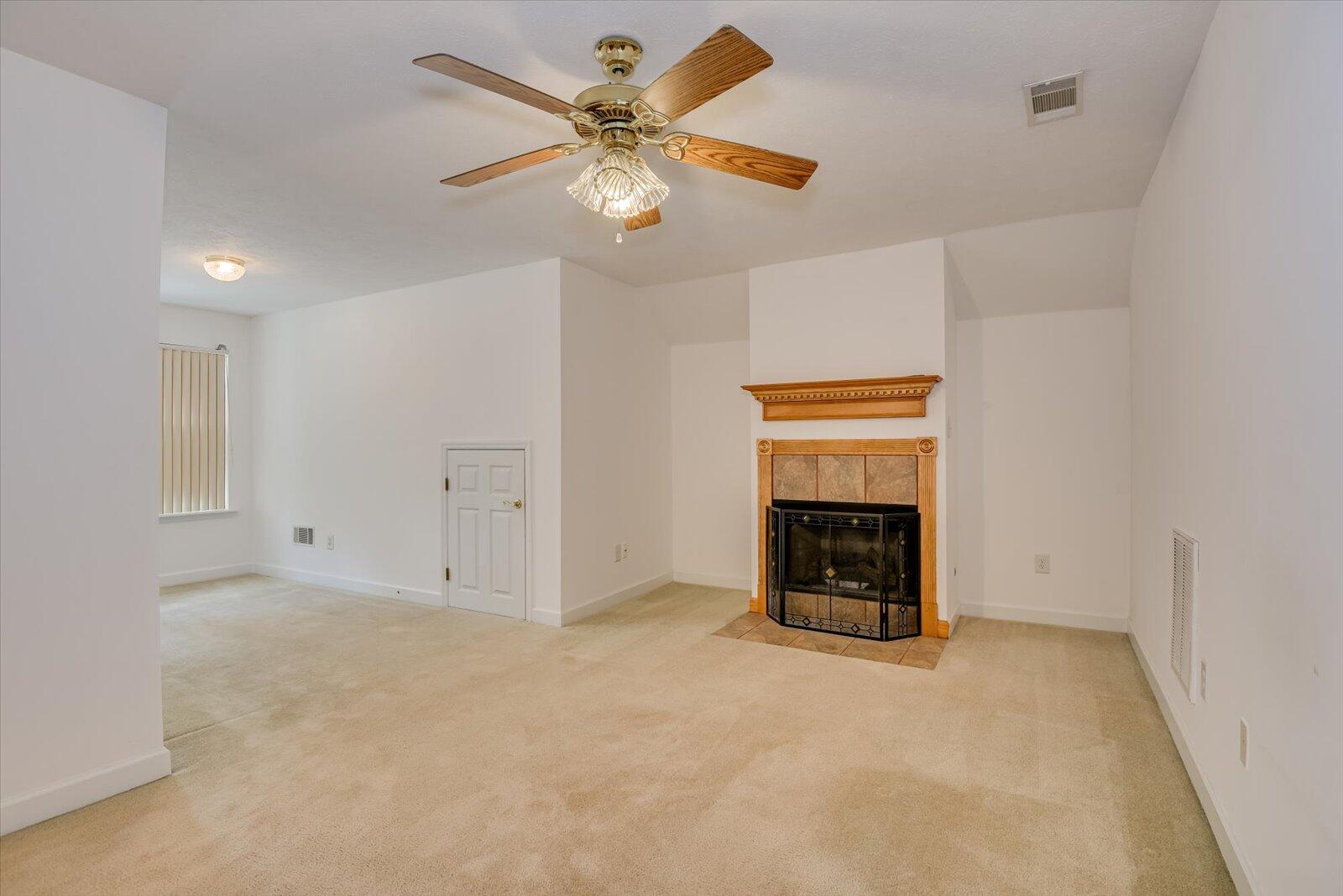 Aiken, South Carolina 29803, United States, 5 Bedrooms Bedrooms, ,3 BathroomsBathrooms,Residential,Contingent,53655