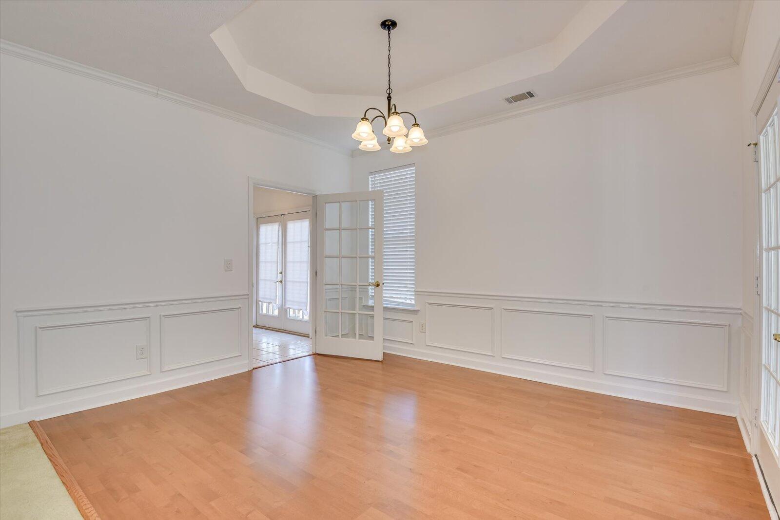 Aiken, South Carolina 29803, United States, 5 Bedrooms Bedrooms, ,3 BathroomsBathrooms,Residential,Contingent,53655