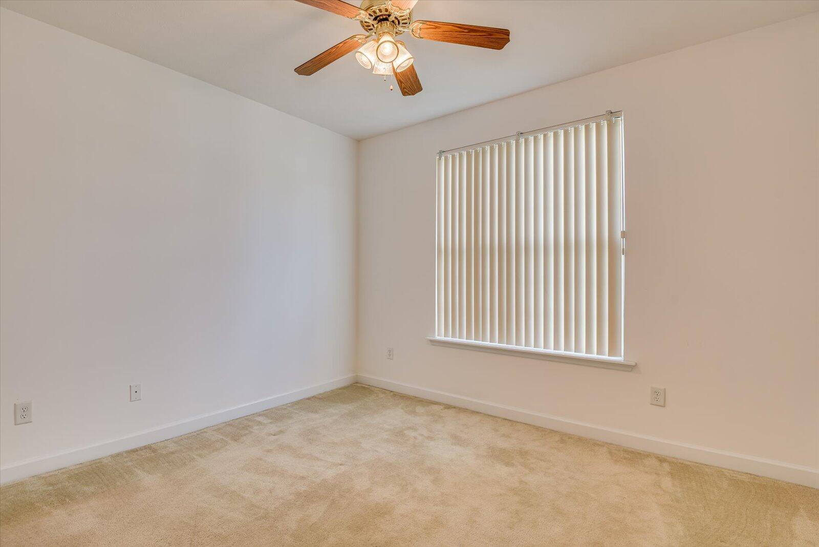 Aiken, South Carolina 29803, United States, 5 Bedrooms Bedrooms, ,3 BathroomsBathrooms,Residential,Contingent,53655