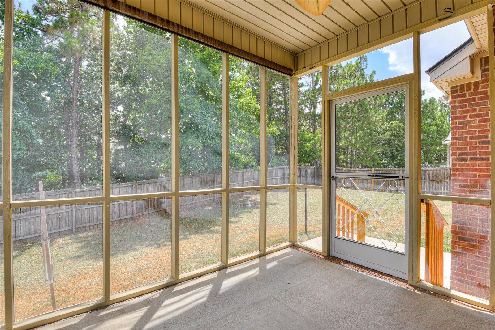 Aiken, South Carolina 29803, United States, 5 Bedrooms Bedrooms, ,3 BathroomsBathrooms,Residential,Contingent,53655