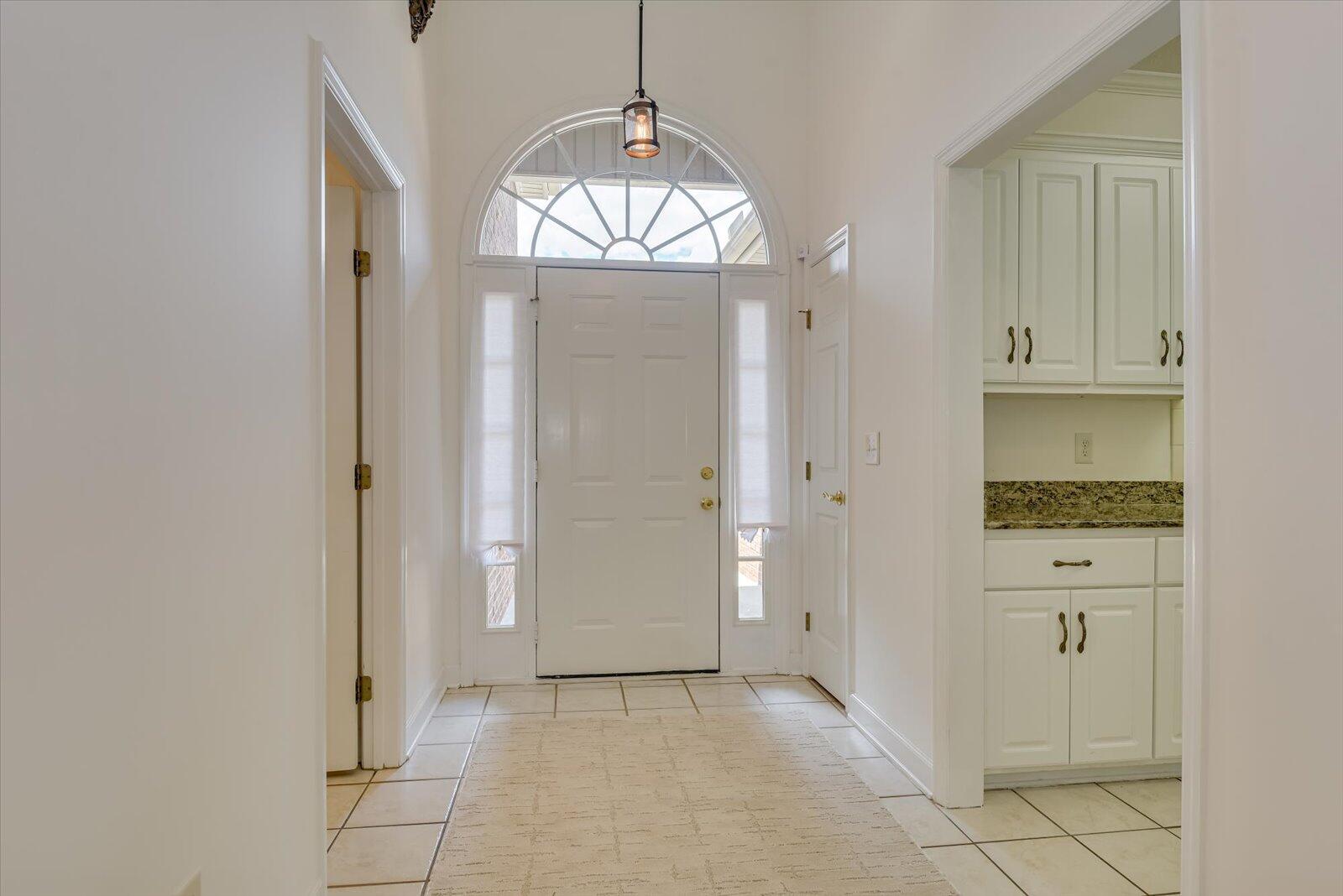 Aiken, South Carolina 29803, United States, 5 Bedrooms Bedrooms, ,3 BathroomsBathrooms,Residential,Contingent,53655