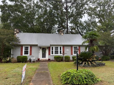 Photo of 111 Maplebrook Street, Laurens, SC 29360 (MLS # 219814)