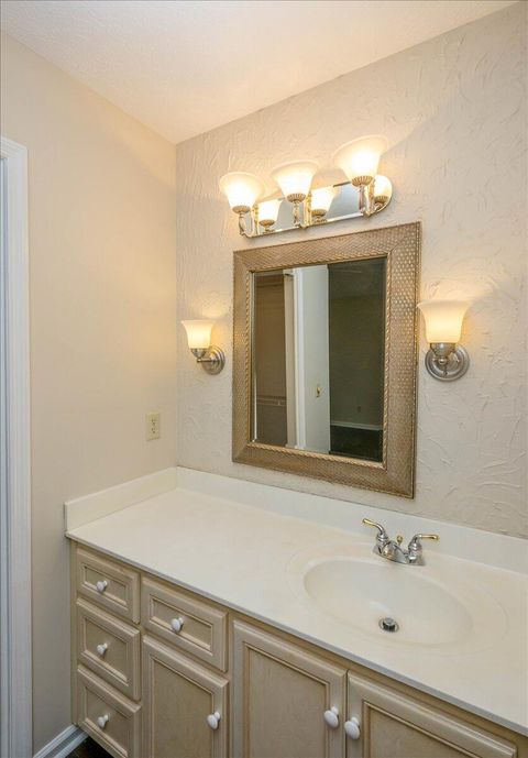 Tiny photo for 170 Boxwood Road, Aiken, SC 29803 (MLS # 218203)
