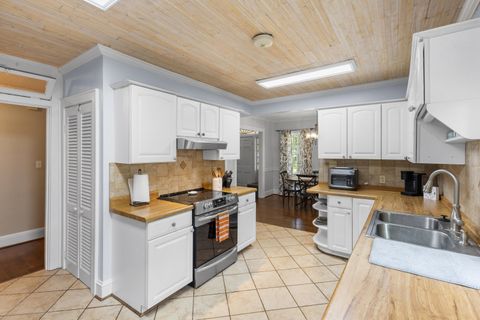 Tiny photo for 507 Roland Avenue, Johnston, SC 29832 (MLS # 218699)