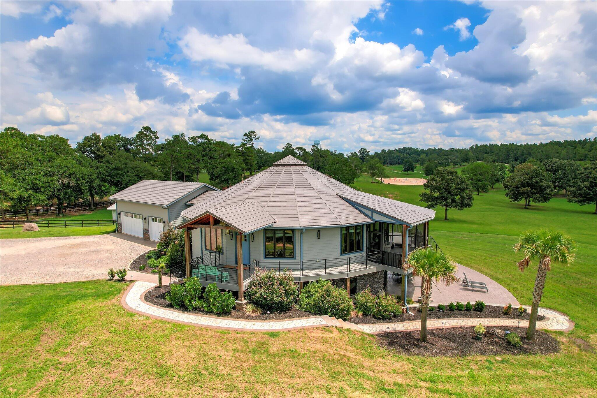 355 Station Lane