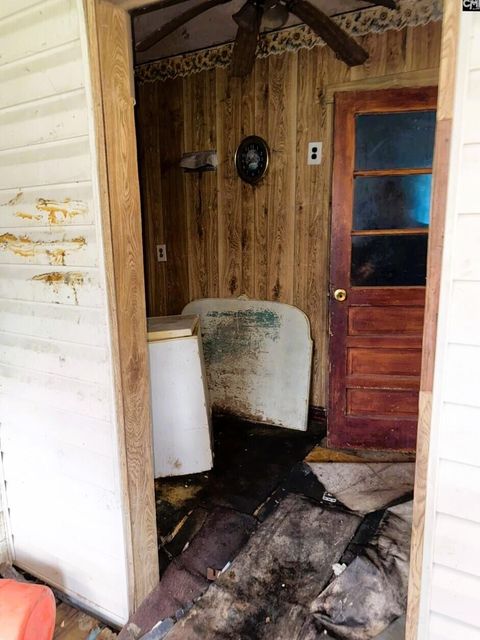 Tiny photo for 323 Railroad Avenue, Branchville, SC 29432 (MLS # 221950)