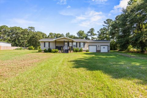 Photo of 18 Whaley Road, Blackville, SC 29817 (MLS # 218394) Photo of 18 Whaley Road, Blackville, SC 29817 (MLS # 218394)