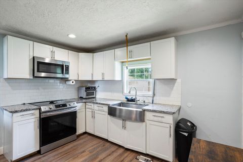 Tiny photo for 18 Whaley Road, Blackville, SC 29817 (MLS # 218394)