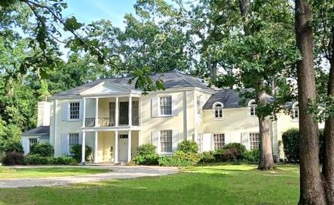 221 Surrey Circle Aiken SC 29801