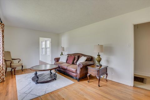Tiny photo for 509 Augusta Road, Edgefield, SC 29824 (MLS # 219925)