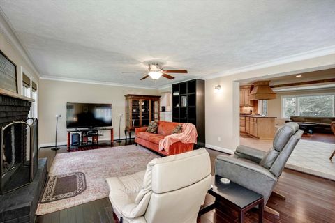 Tiny photo for 232 Pickens Street, Edgefield, SC 29824 (MLS # 217507)