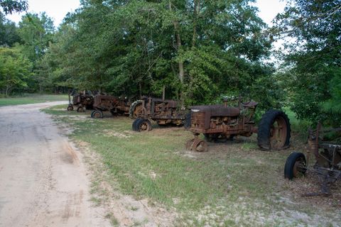 Tiny photo for 3574 State Rd S-6-81, Williston, SC 29853 (MLS # 219240)