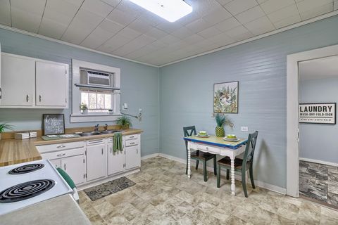 Tiny photo for 443 Main Street S, Wagener, SC 29164 (MLS # 220723)