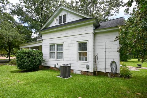 Tiny photo for 209 Oak Street, Ridge Spring, SC 29129 (MLS # 219673)