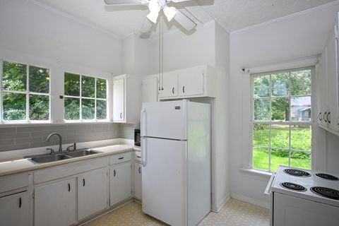 Tiny photo for 209 Oak Street, Ridge Spring, SC 29129 (MLS # 219673)