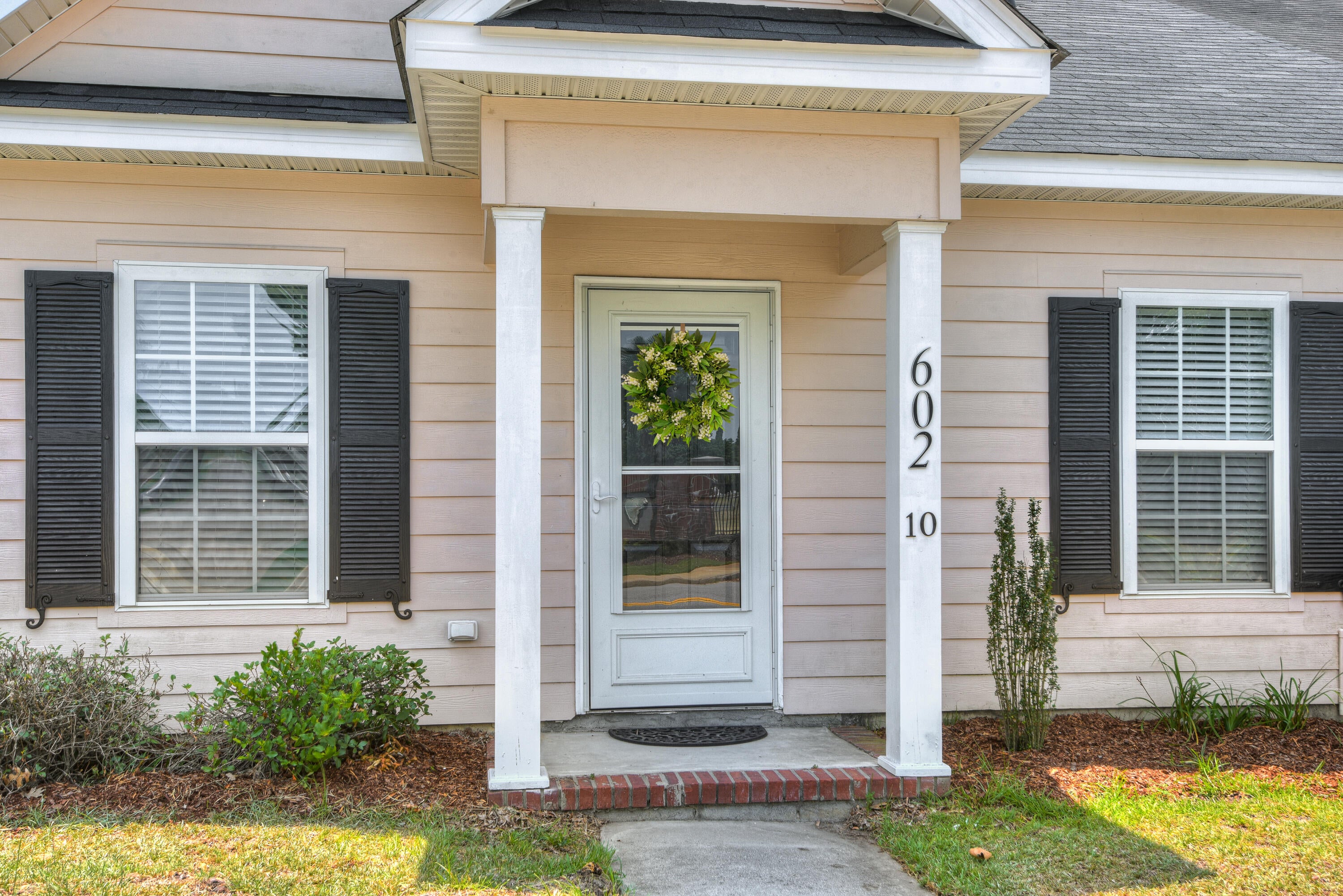 602 W Buena Vista Avenue Unit 10