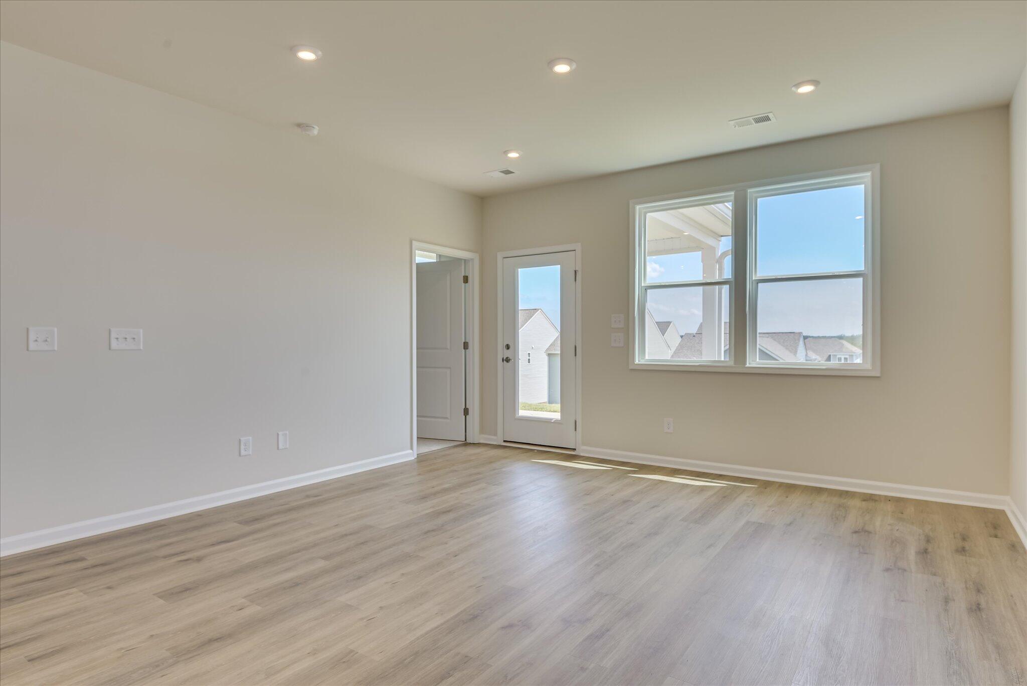 5216 Proper Court
