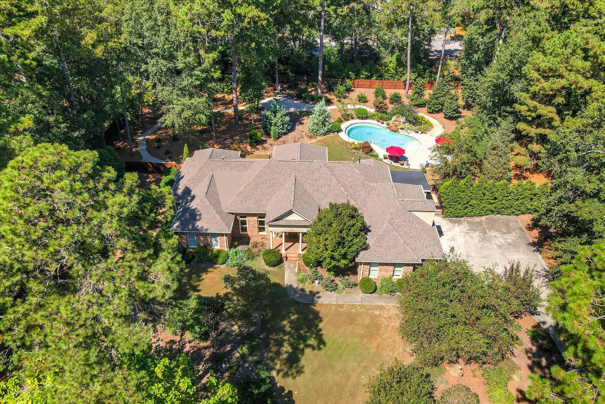 320 Magnolia Lake Court