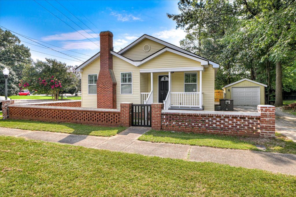 Photo for 456 Chesterfield Street N, Aiken, SC 29801 (MLS # 218385)