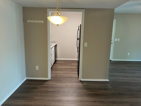 Tiny photo for 325 Laurens Street SW #D8, Aiken, SC 29801 (MLS # 217987)