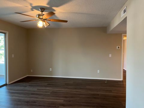 Tiny photo for 325 Laurens Street SW #D8, Aiken, SC 29801 (MLS # 217987)