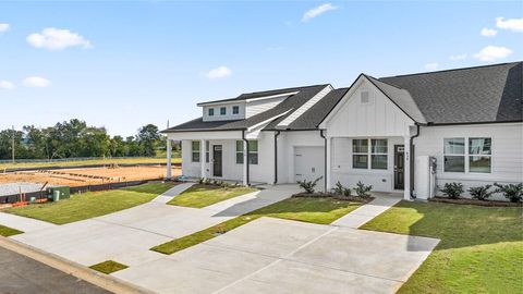 Tiny photo for 811 Feldspar Manor, Graniteville, SC 29829 (MLS # 221897)