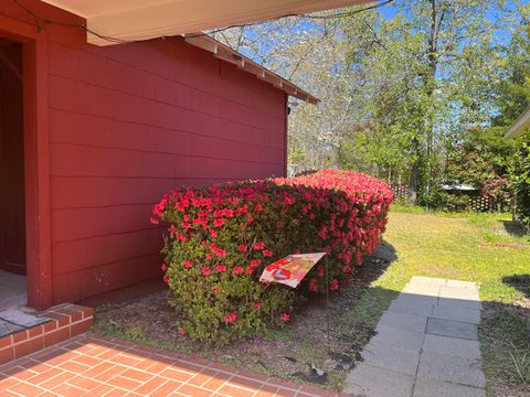 Tiny photo for 4531 Rosemary Street, Williston, SC 29853 (MLS # 216604)