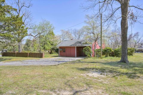 Tiny photo for 4531 Rosemary Street, Williston, SC 29853 (MLS # 216604)