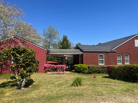 Tiny photo for 4531 Rosemary Street, Williston, SC 29853 (MLS # 216604)