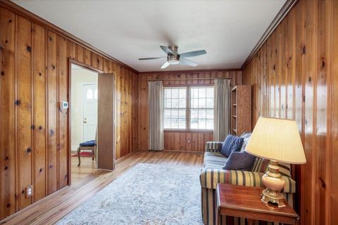 Tiny photo for 4531 Rosemary Street, Williston, SC 29853 (MLS # 216604)