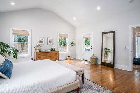 Tiny photo for 510 York Street St SE, Aiken, SC 29801 (MLS # 219689)