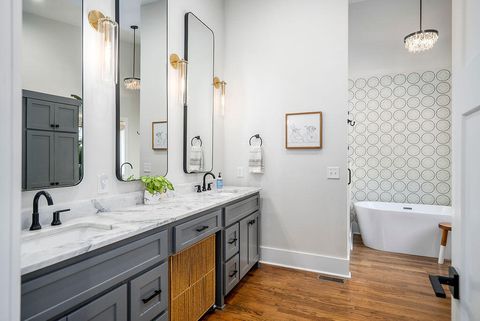 Tiny photo for 510 York Street St SE, Aiken, SC 29801 (MLS # 219689)