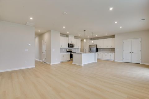 Tiny photo for 4444 Hartshorn Circle, Aiken, SC 29801 (MLS # 221347)