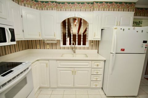 Tiny photo for 202 Heil Drive, North Augusta, SC 29841 (MLS # 221350)