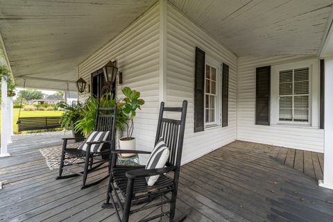 Tiny photo for 414 Penn Street, Edgefield, SC 29824 (MLS # 219771)