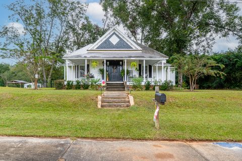Tiny photo for 414 Penn Street, Edgefield, SC 29824 (MLS # 219771)